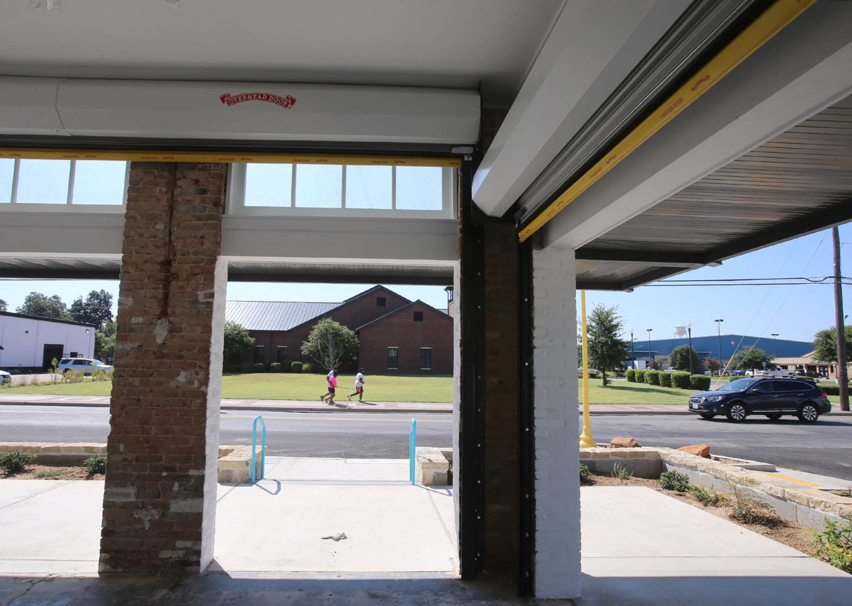 20190725_loc_garage_doors_jl2